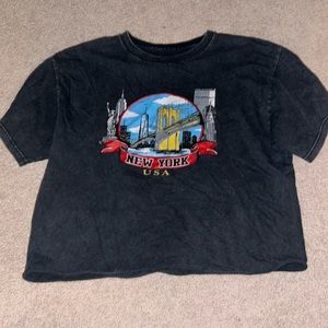 Cropped New York Tee